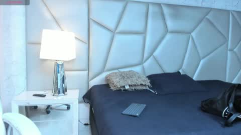 rocco_santos online show from 10/31/25, 11:39