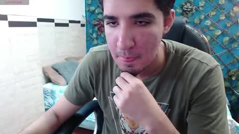 Snapshot of roccoallegeri chatting on 04/13/26, 12:21 Roccoallegeri online show from 04/13/26, 12:21