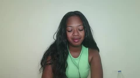 Snapshot of rochellinah chatting on 04/28/26, 10:09 rochellinah online show from 04/28/26, 10:09