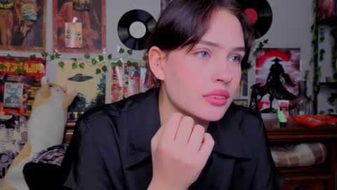 Lilit online show from 11/03/25, 07:37