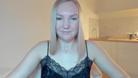 rock__baby online show from 11/13/25, 05:17