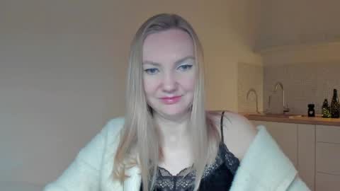 Snapshot of rock__baby chatting on 03/22/26, 04:49 rock__baby online show from 03/22/26, 04:49