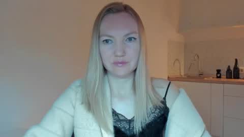 Snapshot of rock__baby chatting on 03/22/26, 09:18 rock__baby online show from 03/22/26, 09:18