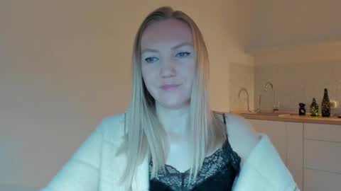 Snapshot of rock__baby chatting on 03/26/26, 11:32 rock__baby online show from 03/26/26, 11:32