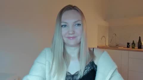 Snapshot of rock__baby chatting on 03/27/26, 09:58 rock__baby online show from 03/27/26, 09:58