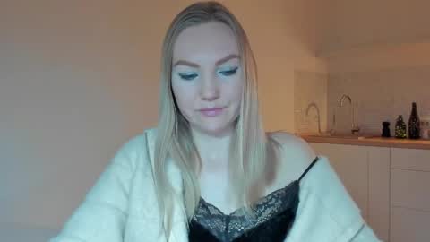 Snapshot of rock__baby chatting on 03/31/26, 09:37 rock__baby online show from 03/31/26, 09:37