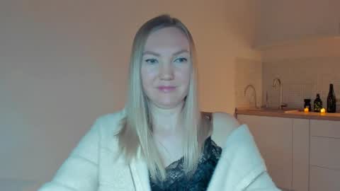 Snapshot of rock__baby chatting on 04/15/26, 11:16 rock__baby online show from 04/15/26, 11:16