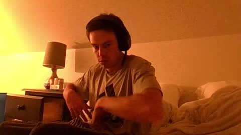 Snapshot of rock_steady9 chatting on 09/18/25, 01:13 RockSteady online show from 09/18/25, 01:13