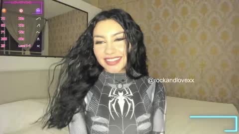Snapshot of rockandlovexx chatting on 04/26/26, 03:15 Samantha Estephania online show from 04/26/26, 03:15