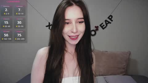 Snapshot of rocketsgirl chatting on 12/27/24, 10:55 rocketsgirl online show from 12/27/24, 10:55