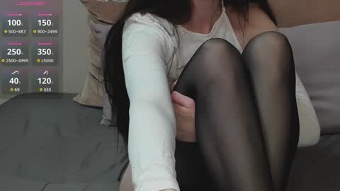 Snapshot of rocketsgirl chatting on 02/04/25, 05:31 rocketsgirl online show from 02/04/25, 05:31