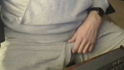 Snapshot of rockhardff chatting on 12/15/24, 05:34 rockhardff online show from 12/15/24, 05:34