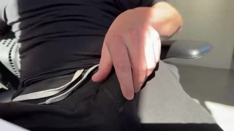 Snapshot of rockhardpilot chatting on 01/10/25, 07:32 rockhardpilot online show from 01/10/25, 07:32