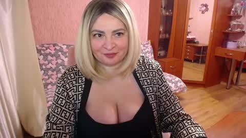 Snapshot of rocknlinxx chatting on 04/10/26, 07:07 Rocknlinxx online show from 04/10/26, 07:07