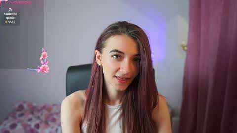 Snapshot of rocknrose18 chatting on 04/17/26, 02:53 RocknRose18 online show from 04/17/26, 02:53