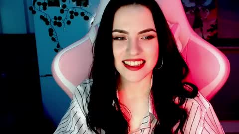 Snapshot of rockstar_girlfr chatting on 12/05/24, 02:33 Sophie online show from 12/05/24, 02:33