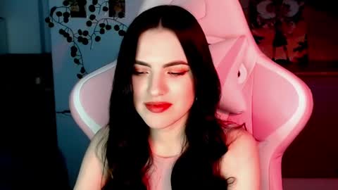 Snapshot of rockstar_girlfr chatting on 12/08/24, 01:36 Sophie online show from 12/08/24, 01:36