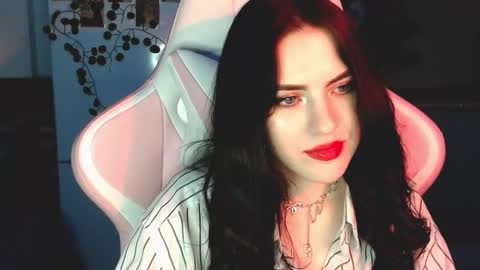 Snapshot of rockstar_girlfr chatting on 12/20/24, 04:36 Sophie online show from 12/20/24, 04:36