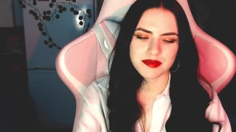 Snapshot of rockstar_girlfr chatting on 01/05/25, 04:38 Sophie online show from 01/05/25, 04:38