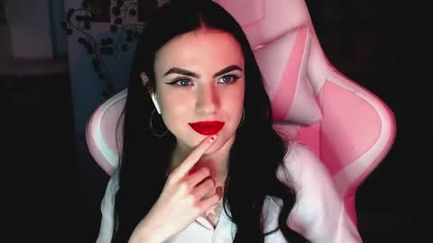 Snapshot of rockstar_girlfr chatting on 02/01/25, 01:30 Sophie online show from 02/01/25, 01:30