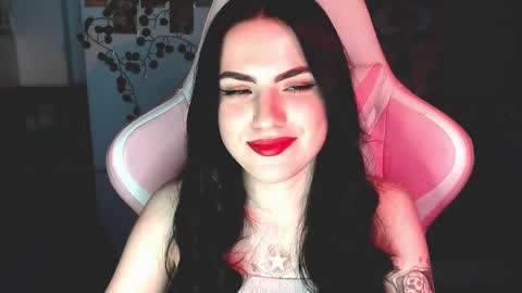 Snapshot of rockstar_girlfr chatting on 02/05/25, 04:36 Sophie online show from 02/05/25, 04:36