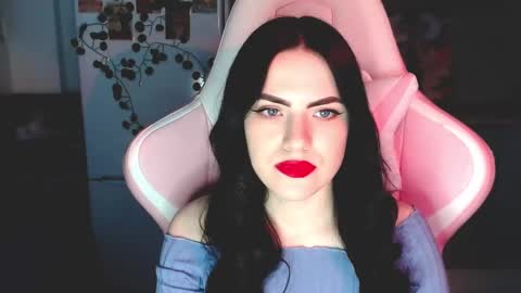 Snapshot of rockstar_girlfr chatting on 02/09/25, 01:35 Sophie online show from 02/09/25, 01:35