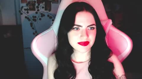 Snapshot of rockstar_girlfr chatting on 02/09/25, 04:40 Sophie online show from 02/09/25, 04:40