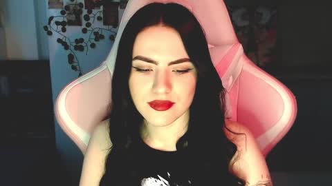 Snapshot of rockstar_girlfr chatting on 02/19/25, 10:12 Sophie online show from 02/19/25, 10:12