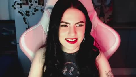 Snapshot of rockstar_girlfr chatting on 02/27/25, 10:48 Sophie online show from 02/27/25, 10:48