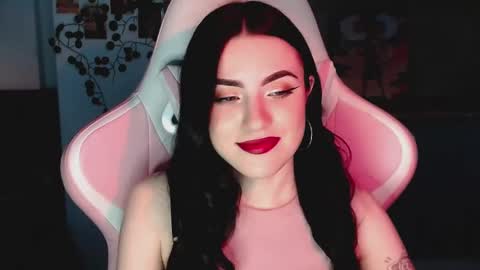 Snapshot of rockstar_girlfr chatting on 03/06/25, 01:57 Sophie online show from 03/06/25, 01:57