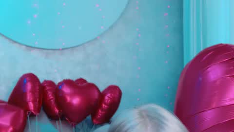 Snapshot of rockstarsgames chatting on 02/19/26, 07:04 Lina and Den online show from 02/19/26, 07:04