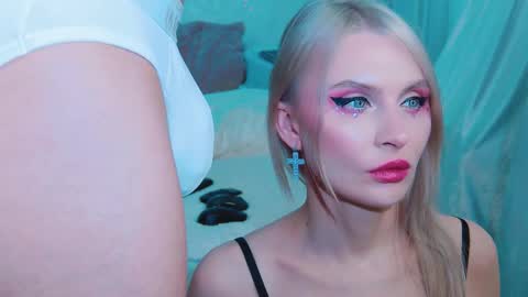 Snapshot of rockstarsgames chatting on 03/01/26, 06:59 Lina and Den online show from 03/01/26, 06:59