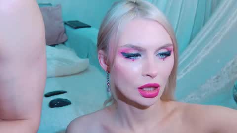 Snapshot of rockstarsgames chatting on 03/31/26, 07:53 Lina and Den online show from 03/31/26, 07:53