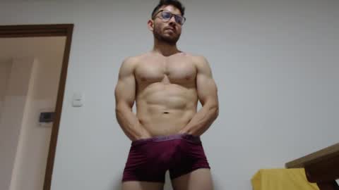 Snapshot of rocky_muscle chatting on 04/07/26, 04:51 rocky muscle online show from 04/07/26, 04:51