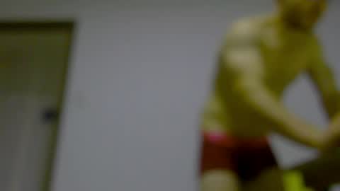 Snapshot of rocky_muscle chatting on 04/12/26, 10:37 rocky muscle online show from 04/12/26, 10:37