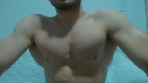 Snapshot of rocky_muscle chatting on 05/08/26, 01:44 rocky muscle online show from 05/08/26, 01:44
