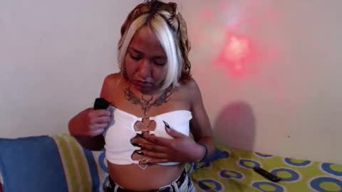 Snapshot of rocxan_gilverth chatting on 10/11/25, 05:44 rocxy online show from 10/11/25, 05:44