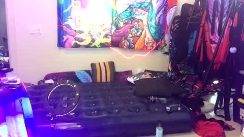 rod77knee online show from 12/26/24, 03:38