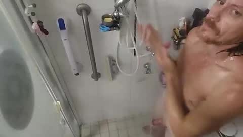 Snapshot of rod77knee chatting on 04/19/26, 07:16 rod77knee online show from 04/19/26, 07:16