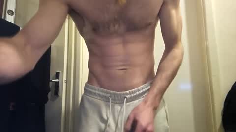 Snapshot of roddeep69 chatting on 03/10/25, 04:03 roddeep69 online show from 03/10/25, 04:03