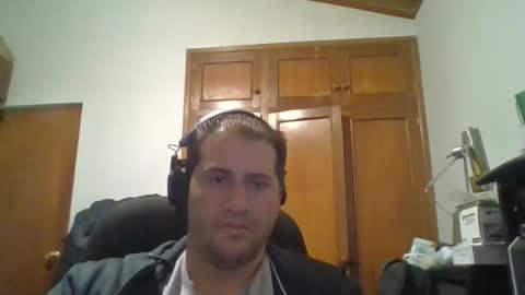 Snapshot of rodfer chatting on 11/15/25, 09:17 Rodfer online show from 11/15/25, 09:17