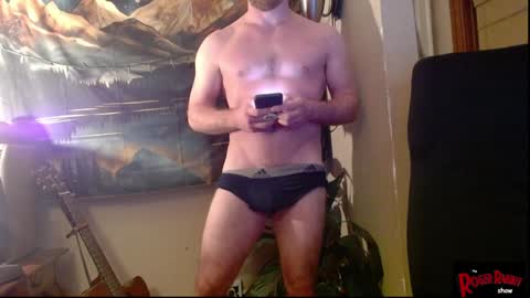 Snapshot of rodgerrabbit888 chatting on 01/21/25, 03:59 RodgerRabit888 online show from 01/21/25, 03:59