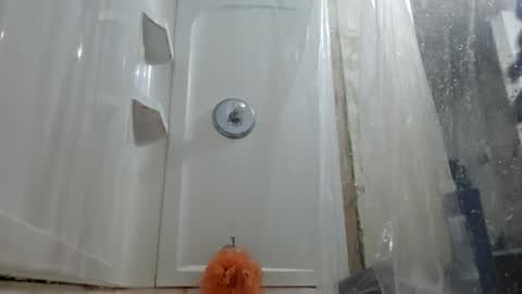 Snapshot of rodthemechanic chatting on 11/14/25, 03:27 rodthemechanic online show from 11/14/25, 03:27