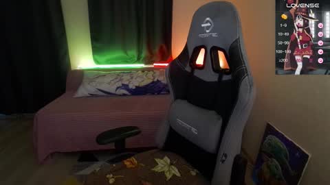 Snapshot of roffelsa chatting on 09/16/25, 03:02 Jane online show from 09/16/25, 03:02