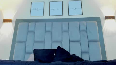 Snapshot of roger_wesley__ chatting on 12/28/24, 04:41 Roger Wesley online show from 12/28/24, 04:41