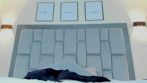 Snapshot of roger_wesley__ chatting on 01/19/25, 02:25 Roger Wesley online show from 01/19/25, 02:25