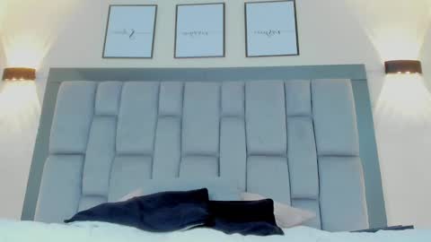 Snapshot of roger_wesley__ chatting on 01/22/25, 01:53 Roger Wesley online show from 01/22/25, 01:53