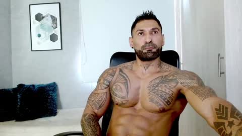 Snapshot of rogers_p chatting on 12/04/24, 02:37 Rogers online show from 12/04/24, 02:37