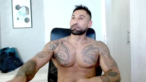 Snapshot of rogers_p chatting on 12/08/24, 07:32 Rogers online show from 12/08/24, 07:32