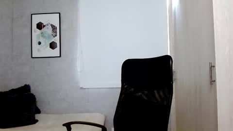 Snapshot of rogers_p chatting on 03/05/25, 02:56 Rogers online show from 03/05/25, 02:56